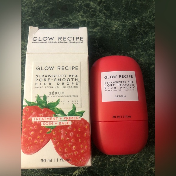 Glow Recipe Strawberry BHA Serum with Red Packaging - Picture 1 of 3